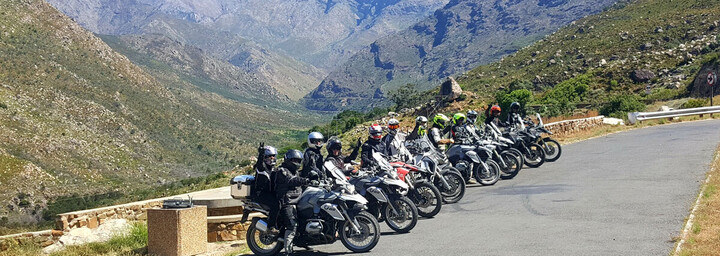 Motorradgruppe in Südafrika