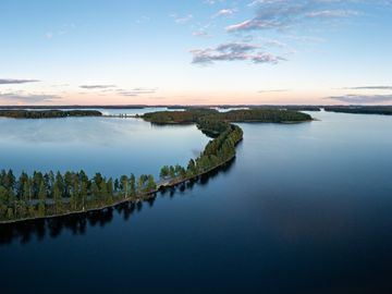 Das Saimaa-Seengebiet im Morgengrauen