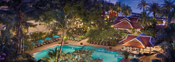 Pool des Anantara Riverside Bangkok Resort