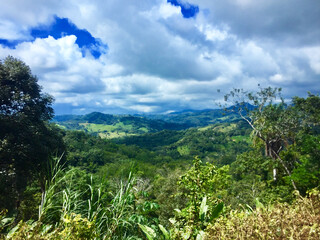 Costa Rica Reisebericht - Landschaft auf dem Weg nach Monteverde
