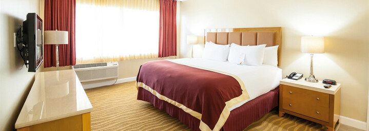 Zimmerbeispiel Ocean Sky Hotel und Resort Fort Lauderdale