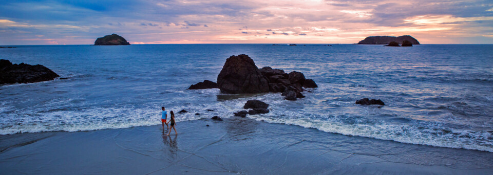 Manuel Antonio Strand bei Sonnenuntergang Costa Rica