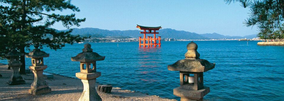 Insel Miyajima Tor des Itsukushima-Schreins Japan