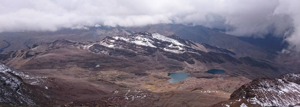 Ausblick auf das ehemalige Skigebiet Chacaltaya in Bolivien