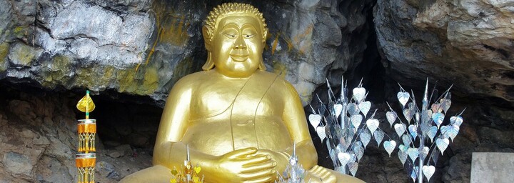 Buddha Statue in den Pak Ou Höhlen