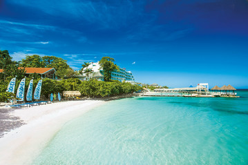 Sandals Ochi Beach Resort - Strand