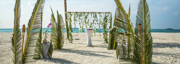 Hochzeits-Arrangement im Kanuhura - A Sun Resort Maldives