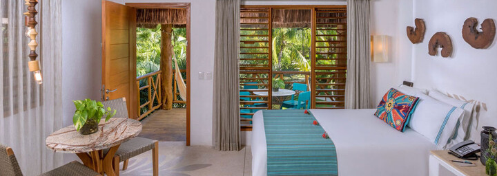 Zimmer im Mahekal Beach Resort
