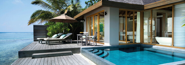 Anantara Veli Maldives Resort Beispiel Ocean Pool Bungalow Außenansicht