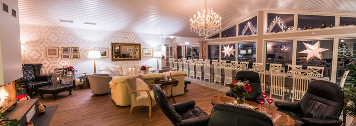 Arctic Panorama Lodge Lounge