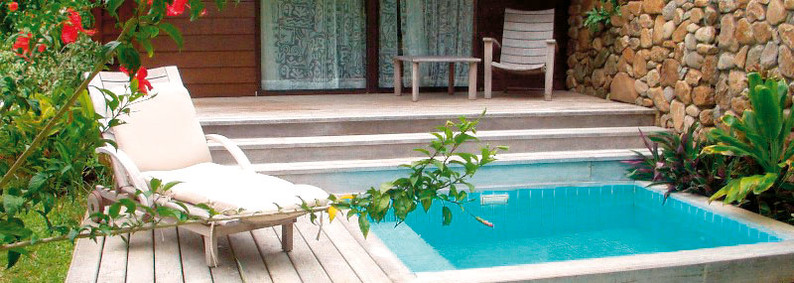 Beispiel Pool eines Garden Bungalows - Manava Beach Resort & Spa