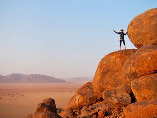 Namibia Reisebericht: Reiseexpertin Franziska in der Namib Wüste