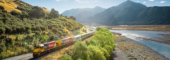 TranzAlpine Zug Südinsel Neuseeland