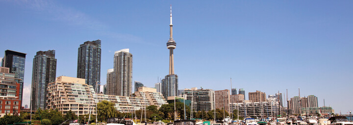 CN Tower und Skyline Torontos