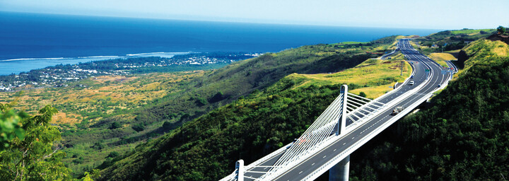 Route des Tamarins auf Reunion