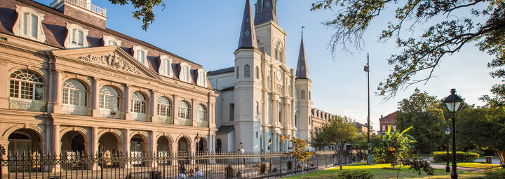 New Orleans St. Louis Kathedrale mit Cabildo