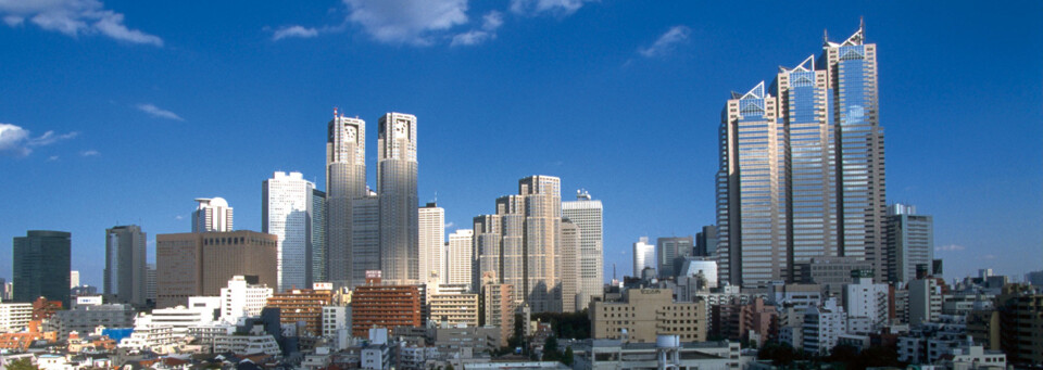 Tokyo Skyline mit Rathaus-Shinjuku